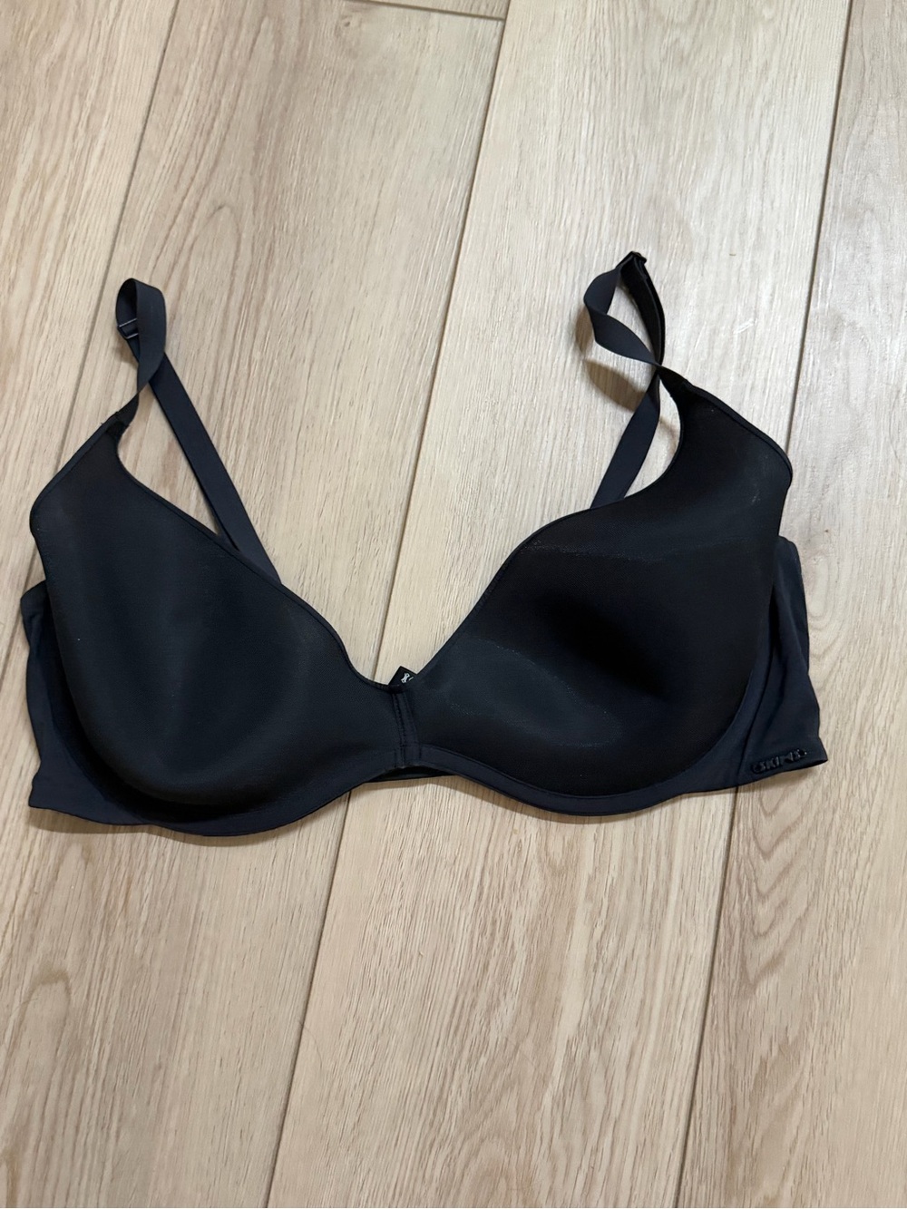 SKIMS Weightless Scoop Bra, 40C, Black